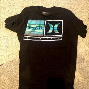 Hurley t-shirt